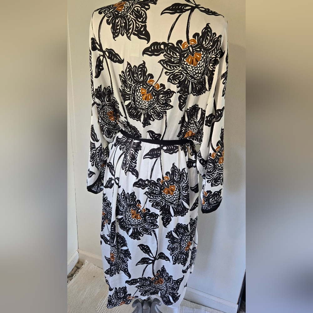 Intimissimi Robe-Folk & Delicious Viscose Satin Robe - Black-m/l - Picture 4 of 10